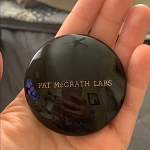 Pay McGrath blurring under eye powder- NEVER USED